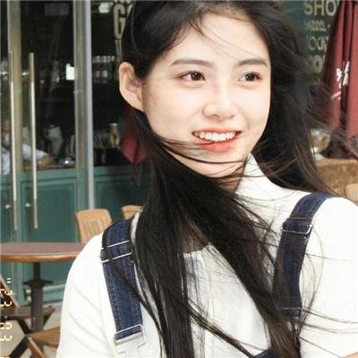 推动摇篮的手